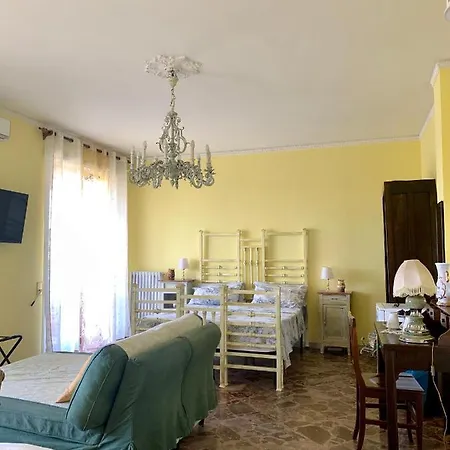 Bed & Breakfast Larala' 3*