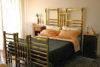 拉罗拉酒店 莱切