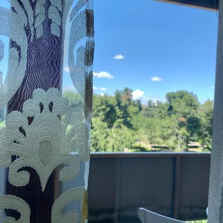 Larala' Nocleg ze śniadaniem